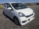Daihatsu Mira e:S LA300S