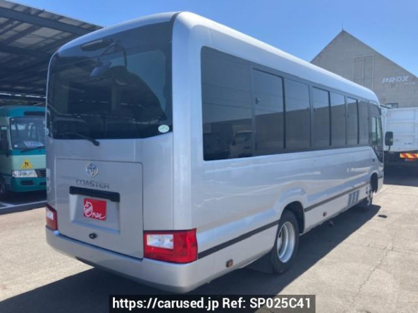 Used 2017 AT toyota coaster XZB70 Image[1]