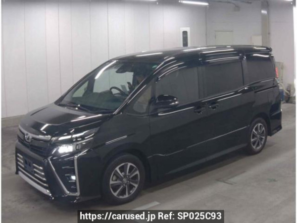 Used 2017 AT toyota voxy ZRR80W Image[1]