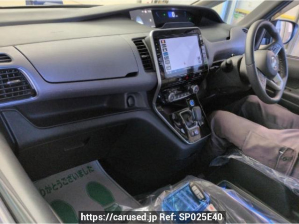 Used 2022 AT nissan serena HFC27 Image[2]