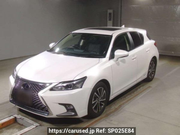Used 2022 AT lexus ct ZWA10 Image[0]