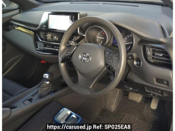 Used 2018 AT toyota c-hr NGX10 Image[2]
