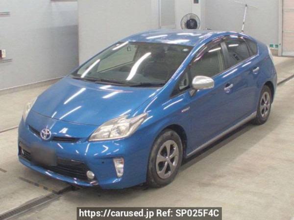 Used 2012 AT toyota prius ZVW30 Image[0]