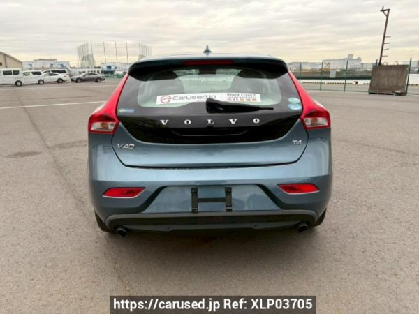 Used 2013 AT volvo v40 MB4164T Image[5]