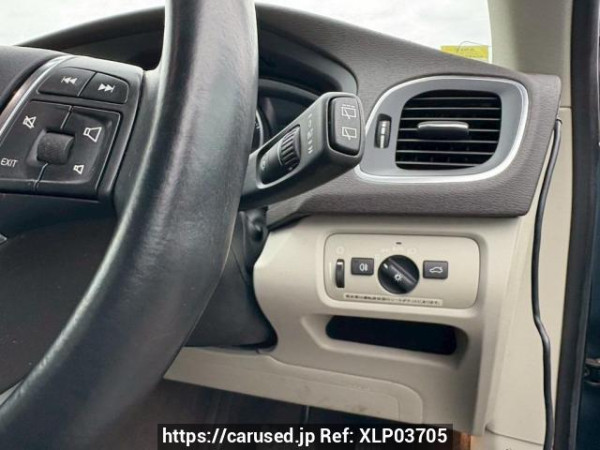 Used 2013 AT volvo v40 MB4164T Image[21]