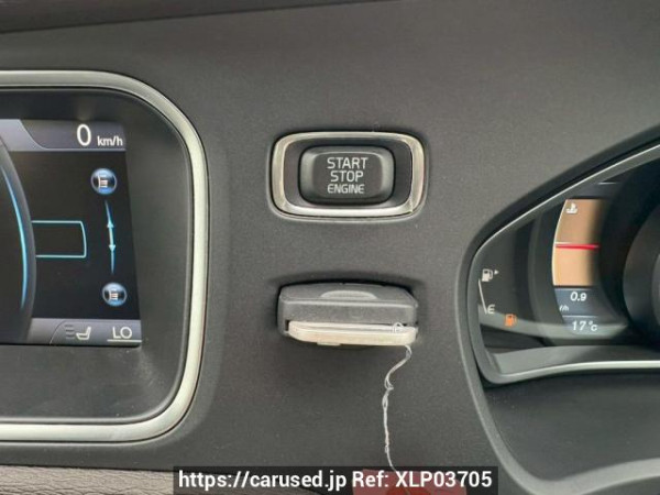 Used 2013 AT volvo v40 MB4164T Image[22]