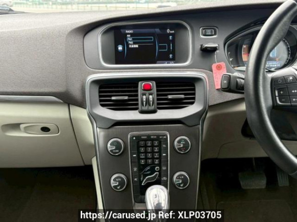 Used 2013 AT volvo v40 MB4164T Image[23]