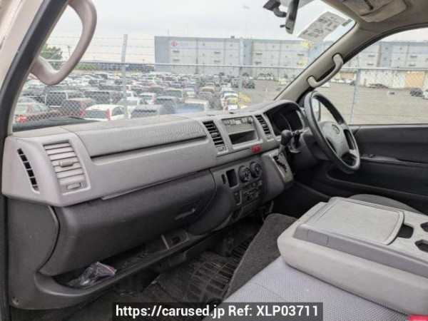 Used 2005 AT toyota hiace-van KDH205K Image[18]