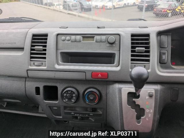 Used 2005 AT toyota hiace-van KDH205K Image[26]