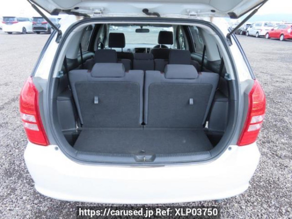 Used 2004 AT toyota wish ZNE10G Image[8]