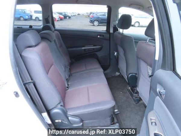 Used 2004 AT toyota wish ZNE10G Image[16]