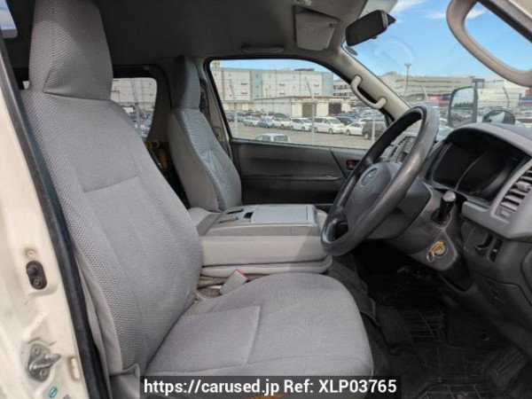 Used 2005 AT toyota hiace-van KDH205K Image[15]