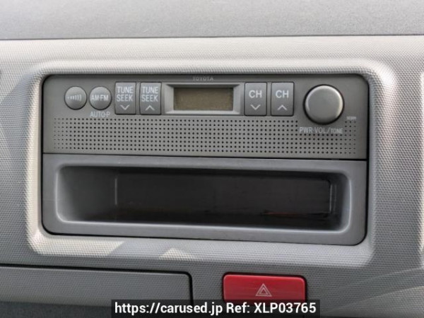 Used 2005 AT toyota hiace-van KDH205K Image[29]