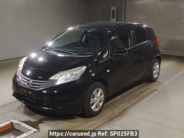 Used 2013 AT nissan note E12 Image[0]