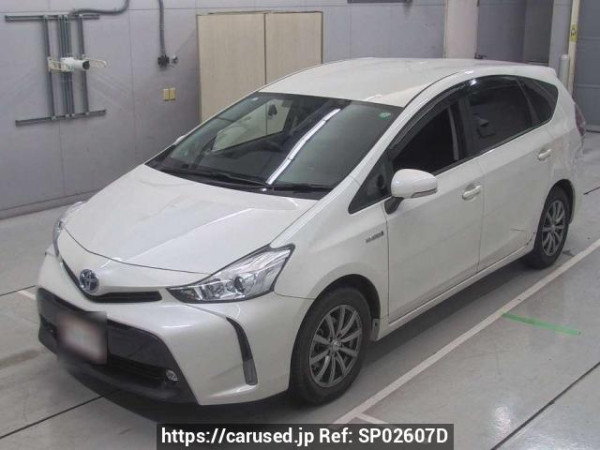 Used 2015 AT toyota prius-alpha ZVW41W Image[0]