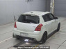 Used 2005 MT suzuki swift ZC31S Image[1]