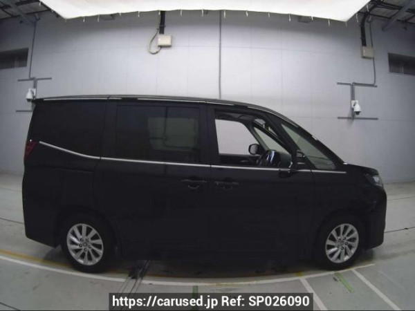 Used 2022 AT toyota noah MZRA90W Image[2]