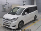 Toyota Noah ZRR80G