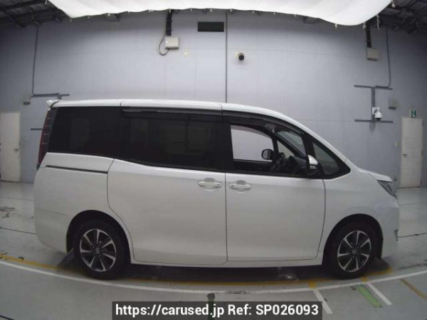 Used 2019 AT toyota noah ZRR80G Image[2]