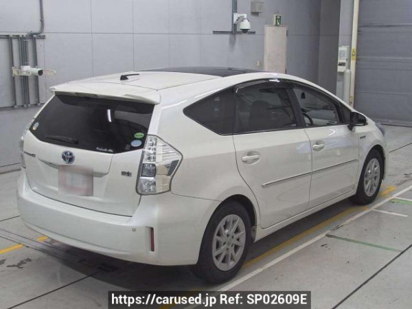 Used 2013 AT toyota prius-alpha ZVW41W Image[1]