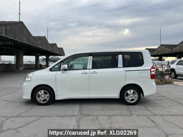 Used 2010 AT toyota noah ZRR70G Image[3]