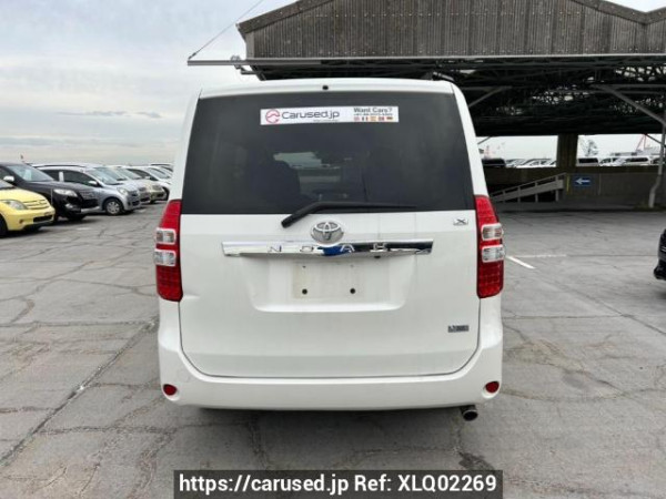 Used 2010 AT toyota noah ZRR70G Image[5]