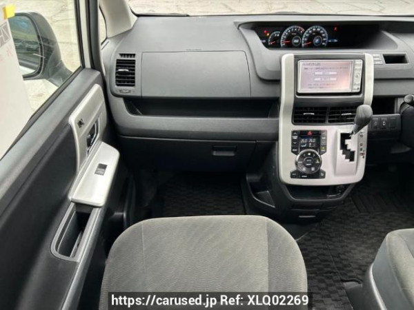 Used 2010 AT toyota noah ZRR70G Image[20]