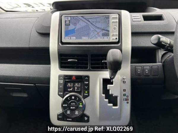 Used 2010 AT toyota noah ZRR70G Image[24]