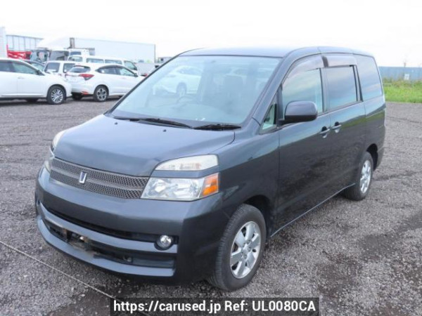Used 2004 AT toyota voxy AZR60G Image[2]