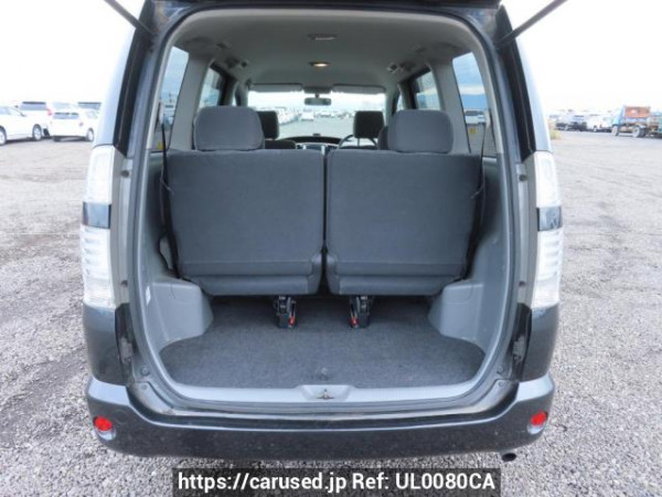 Used 2004 AT toyota voxy AZR60G Image[8]