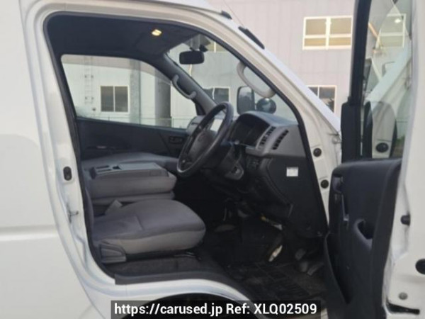 Used 2007 AT toyota regiusace-van KDH205K Image[8]