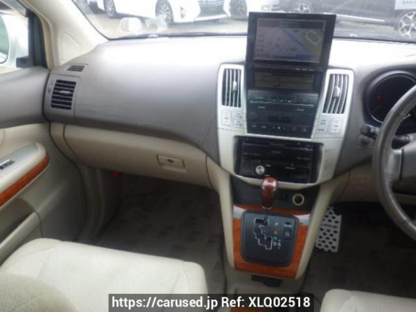 Used 2004 AT toyota harrier MCU30W Image[16]