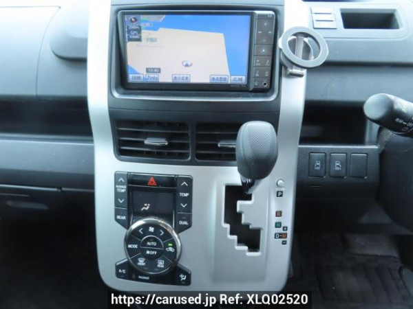 Used 2010 AT toyota noah ZRR70G Image[28]