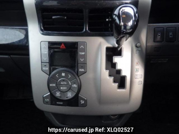 Used 2008 AT toyota noah ZRR70W Image[22]