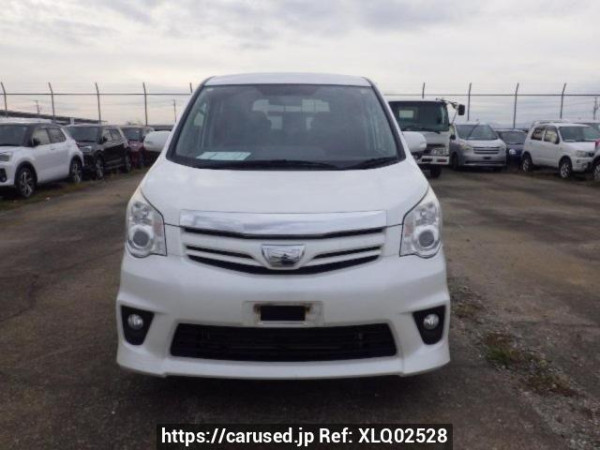 Used 2010 AT toyota noah ZRR75W Image[1]