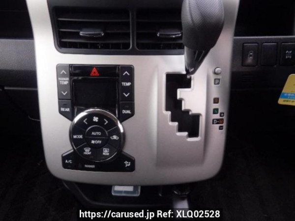 Used 2010 AT toyota noah ZRR75W Image[23]