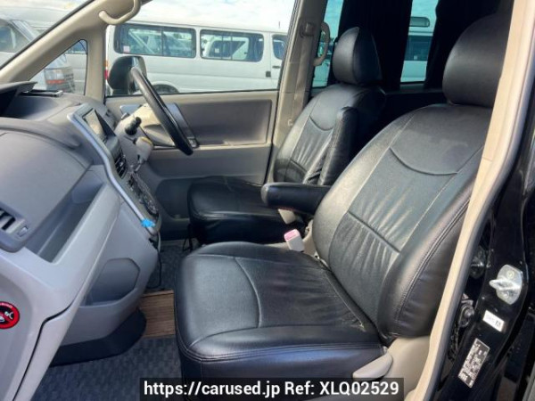 Used 2009 AT toyota noah ZRR70W Image[11]