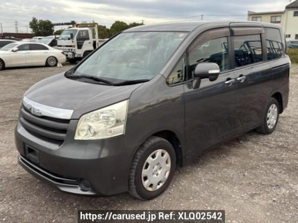 Used 2009 AT toyota noah ZRR70G Image[2]