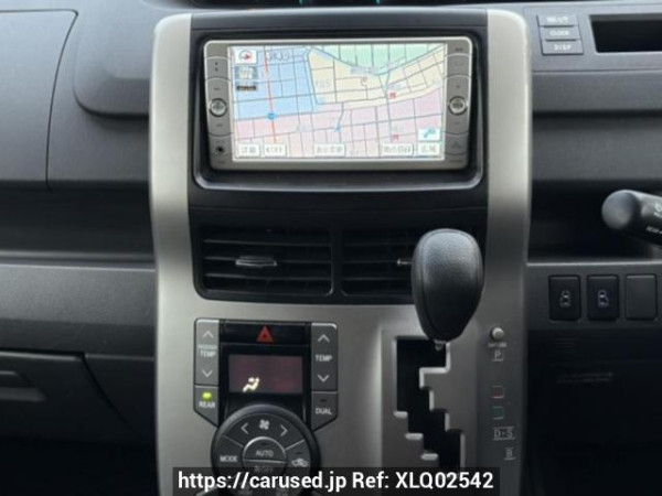 Used 2009 AT toyota noah ZRR70G Image[17]