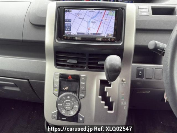 Used 2009 AT toyota noah ZRR70G Image[19]