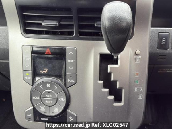 Used 2009 AT toyota noah ZRR70G Image[23]