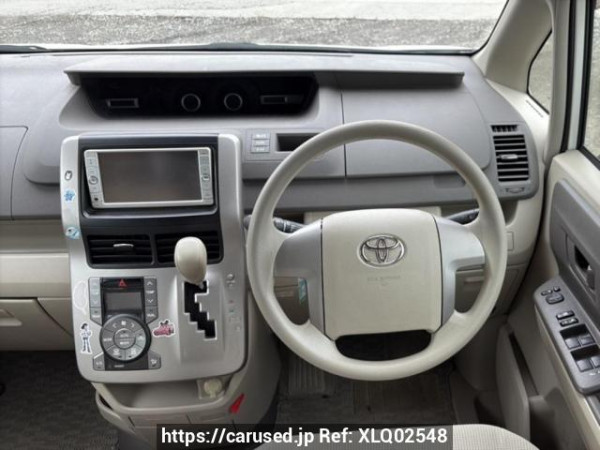 Used 2009 AT toyota noah ZRR70G Image[17]