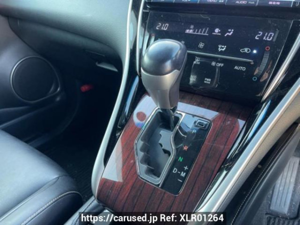 Used 2013 AT toyota harrier ZSU60W Image[32]