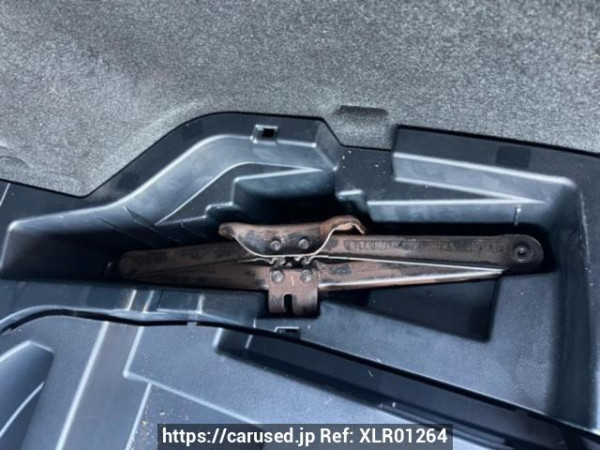 Used 2013 AT toyota harrier ZSU60W Image[53]