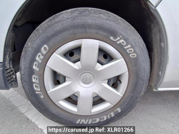 Used 2005 AT toyota regiusace-van TRH200V Image[27]