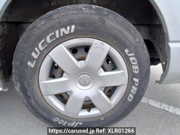 Used 2005 AT toyota regiusace-van TRH200V Image[29]