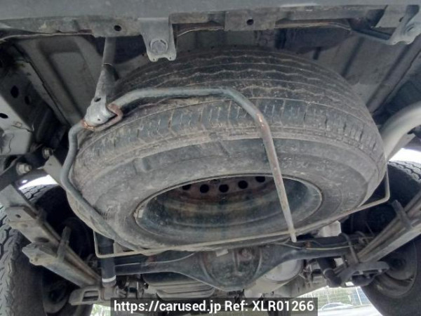 Used 2005 AT toyota regiusace-van TRH200V Image[39]