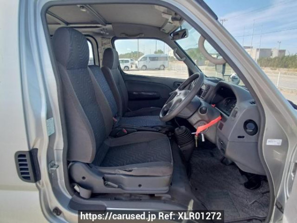 Used 2003 MT nissan caravan-van VPE25 Image[13]