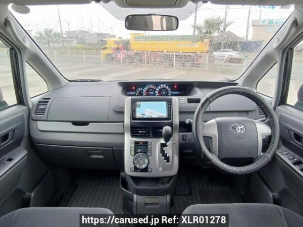 Used 2008 AT toyota noah ZRR70G Image[19]