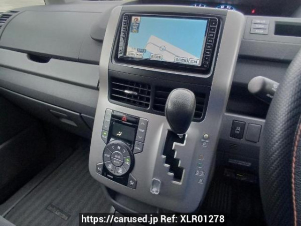 Used 2008 AT toyota noah ZRR70G Image[24]
